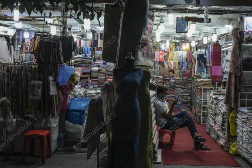 TINJAUAN AKTIVITI PERNIAGAAN DI IBU KOTA