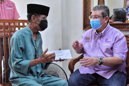 DATUK SAIFUDDIN ABDULLAH