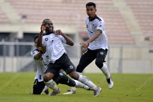 KL31_20042019_LIGA_PREMIER_BN201904085981