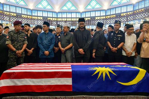 PENGEBUMIAN ALLAHYARHAM TUN HANIFF OMAR