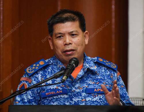 DATUK ROSLAN WAHAB