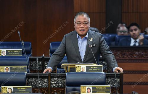 DATUK SERI TIONG KING SING