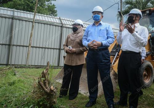 DATUK SERI DR SHAHIDAN KASSIM