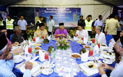 DATUK SERI MOHD NAJIB TUN ABDUL RAZAK