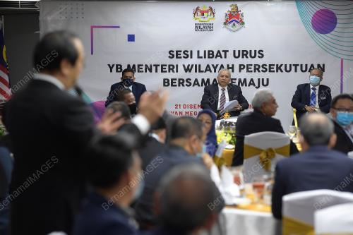 TAN SRI ANNUAR MUSA