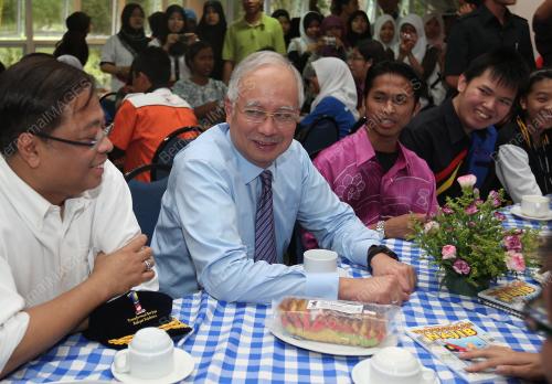 DATUK SERI NAJIB TUN RAZAK