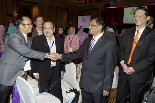 KL31_23042016_DENGUE