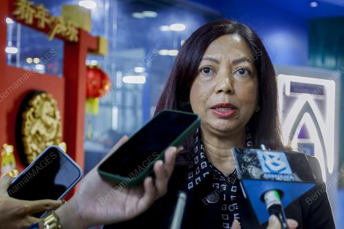 DATUK SERI SURIANI AHMAD