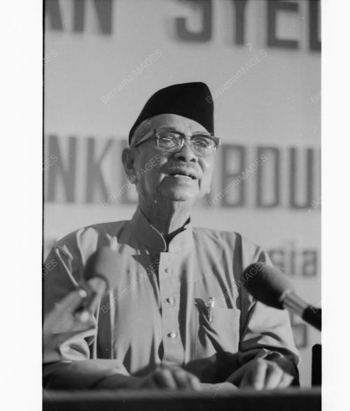 TUNKU ABDUL RAHMAN LANCAR BANGUNAN