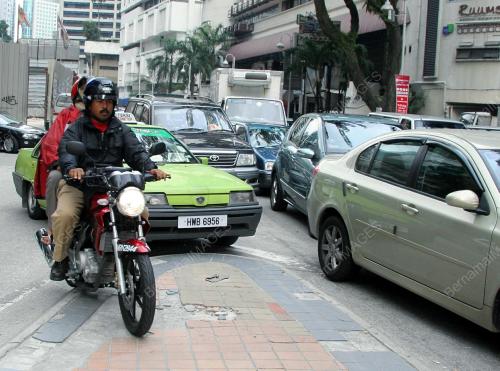 TEKSI & MOTOR POTONG Q