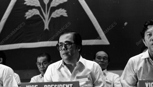 MAHATHIR MOHAMAD