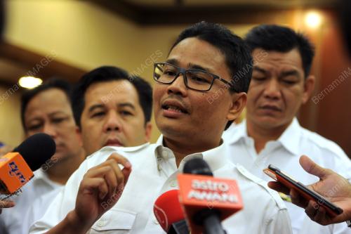 KL31_26042017_UMNO