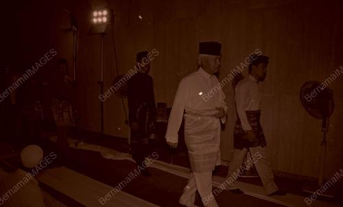 SEMBAHYANG HARI RAYA DI MASJID NEGARA