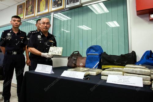 KL31_28032017_POLIS
