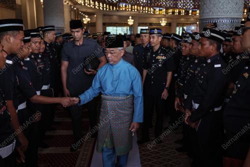 AL-SULTAN ABDULLAH RI'AYATUDDIN AL-MUSTAFA BILLAH SHAH