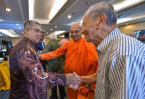 DATUK AARON AGO DAGANG