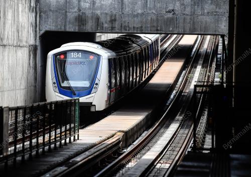 TINJAUAN PENGANGKUTAN AWAM LRT