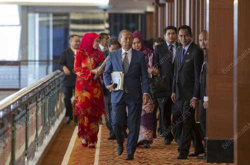 KL31_31072017_PARLIMEN