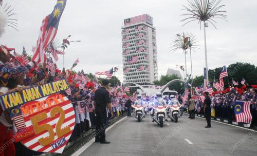 TUANKU MIZAN ZAINAL ABIDIN