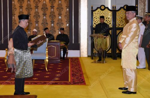 AL-SULTAN ABDULLAH RI'AYATUDDIN AL-MUSTAFA BILLAH SHAH