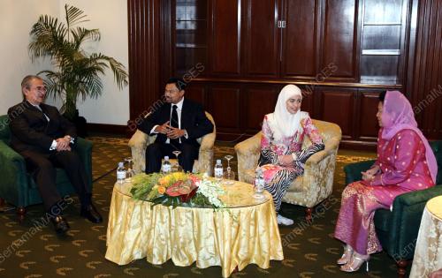 ABDULLAH AHMAD BADAWI