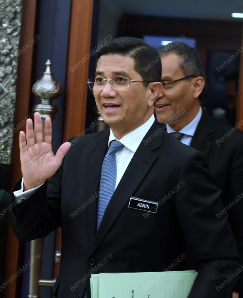 KL32_01112018_PARLIMEN
