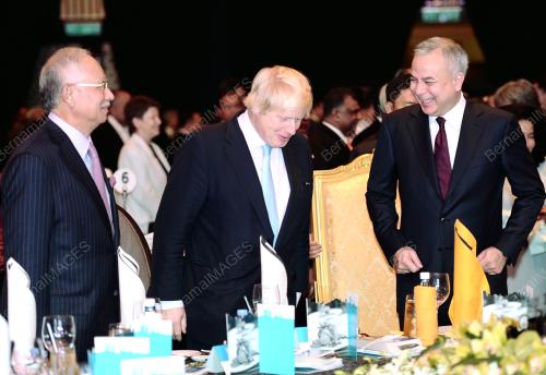 KL32_01122014_KHAZANAH