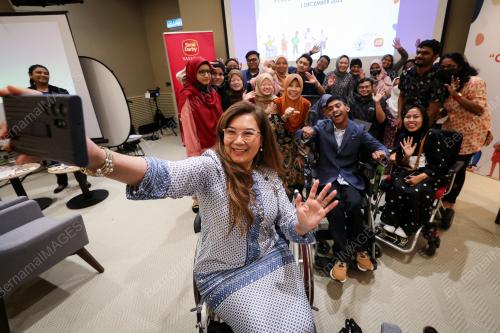 SENATOR DATUK RAS ADIBA RADZI