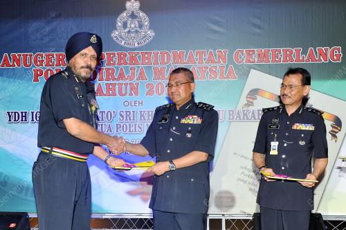 KL32_02092014_POLIS