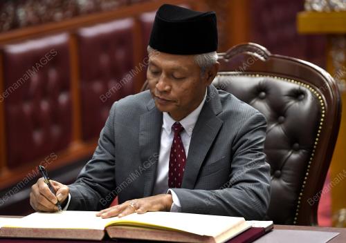 DATUK OTHMAN AZIZ