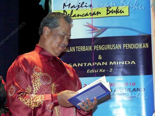 MUHYIDDIN YASSIN