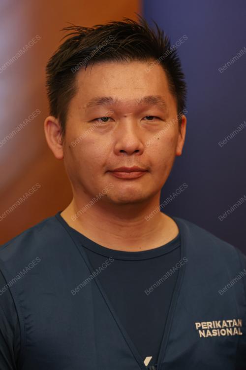 LAM KIN YIP