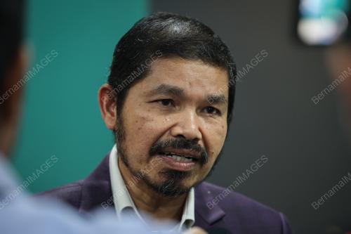 DATUK SERI MOHD UZIR MAHIDIN
