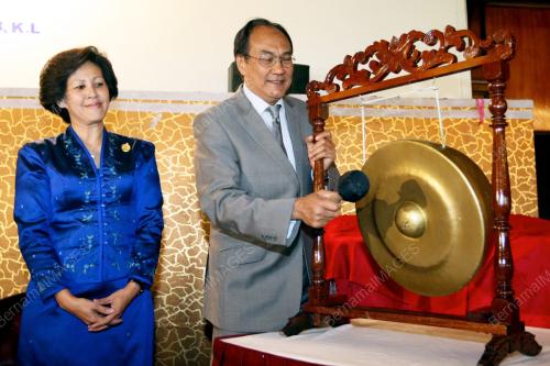 TUN ZAKI TUN AZMI