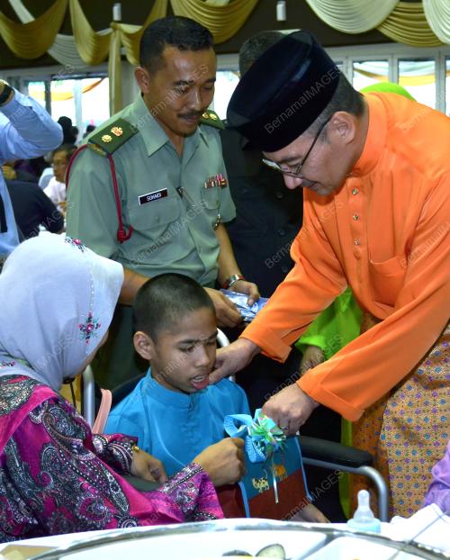 KL32_03082015_SAMBUTAN_AIDILFITRI