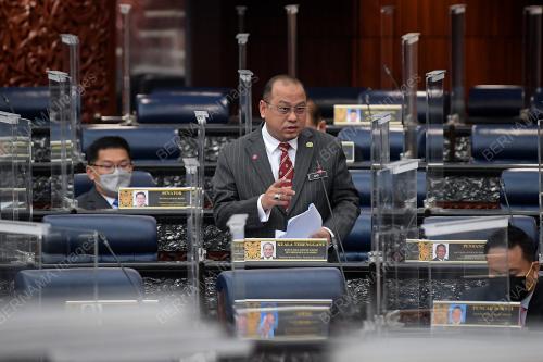 DATUK AHMAD AMZAD HASHIM