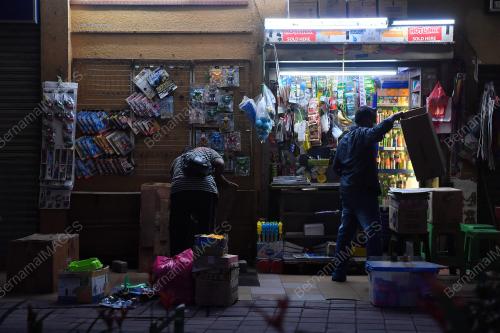 PENIAGA AKUR ARAHAN MKN TUTUP OPERASI JAM 8 MALAM - PKP 3.0
