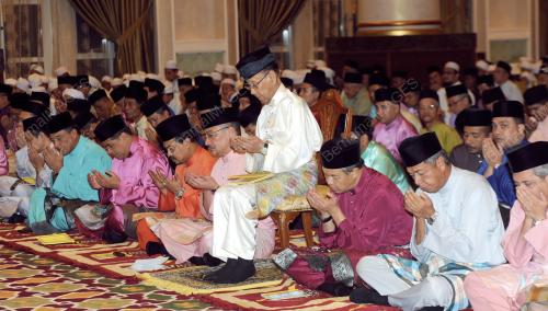 KL32_04072013_AGONG_DOA