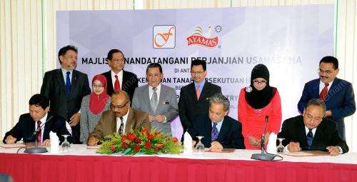 KL32_04092012_MOHD