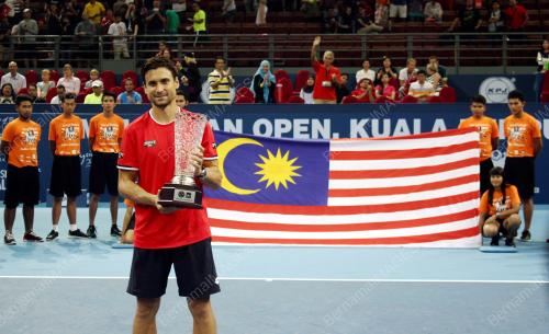 KL32_04102015_FERRER