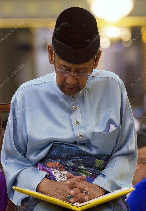 KL32_05062014_AGONG_YASSIN