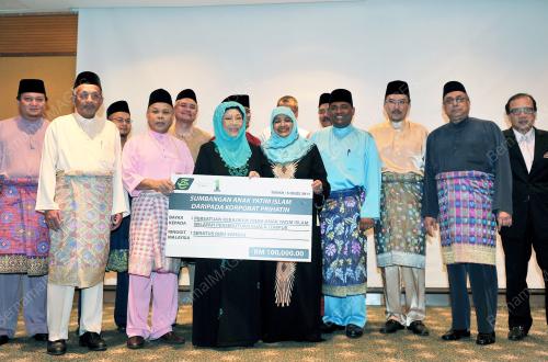 TOH PUAN AISHAH ONG