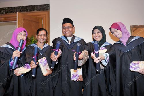 DATIN SERI ROSMAH MANSOR