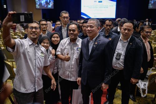 DATUK SERI FADILLAH YUSOF