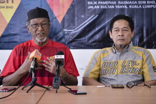 MAJLIS PENYERAHAN TAJAAN KEPADA PERSATUAN BOLASEPAK KELANTAN (KAFA)