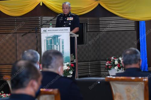 DATUK SERI ACRYL SANI ABDULLAH SANI