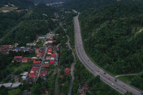 ALIRAN TRAFIK KE PUSAT BANDARAYA