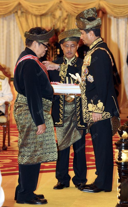 TUANKU MIZAN ZAINAL ABIDIN