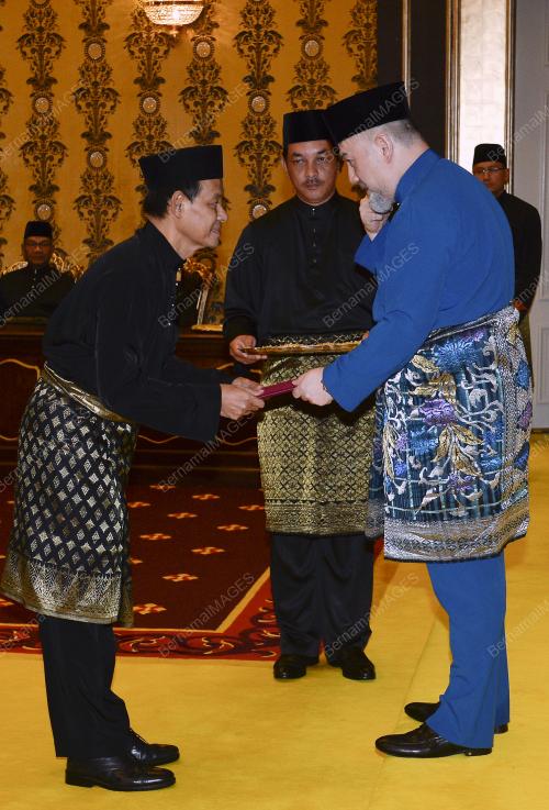KL32_06072018_AGONG_BN201807052339