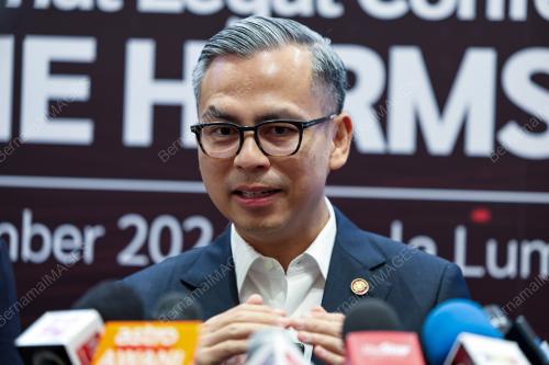 FAHMI FADZIL